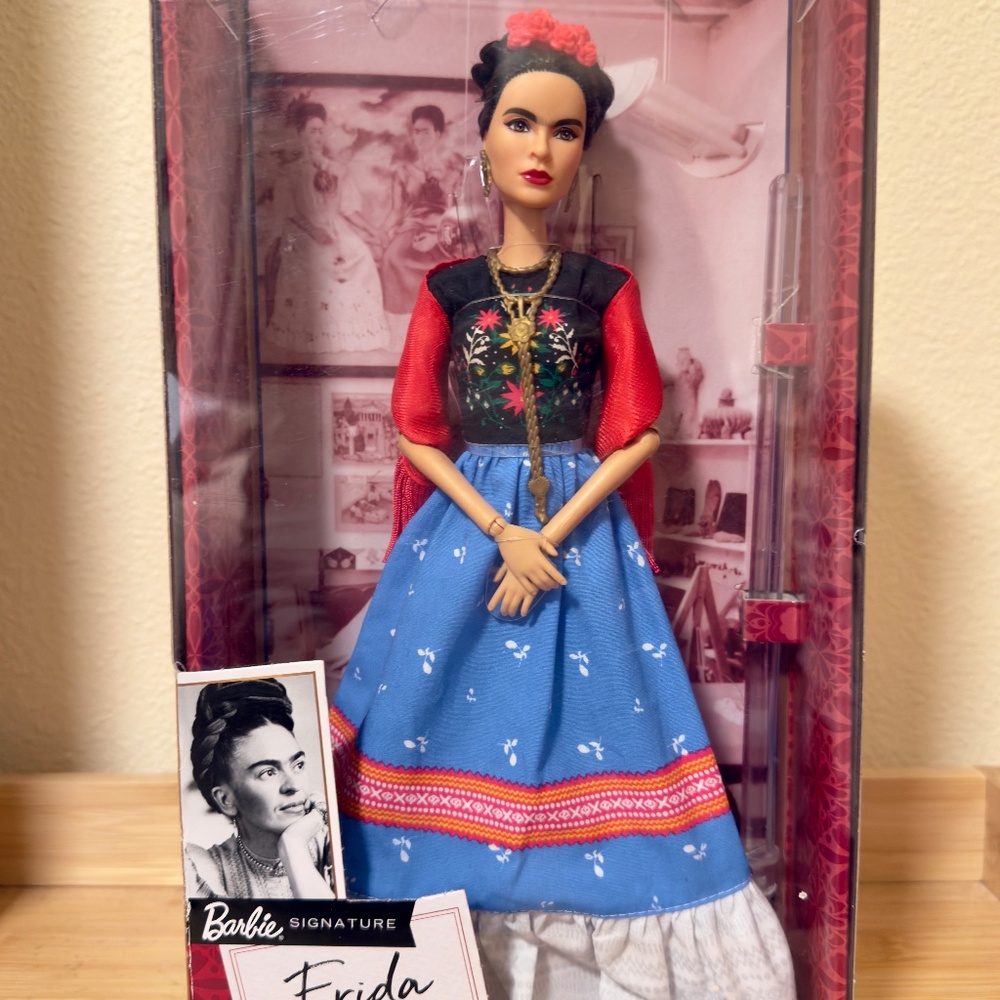 Frida Kahlo Barbie Inspiring Women Series | NRFB Mint | Artist Feminist Icon